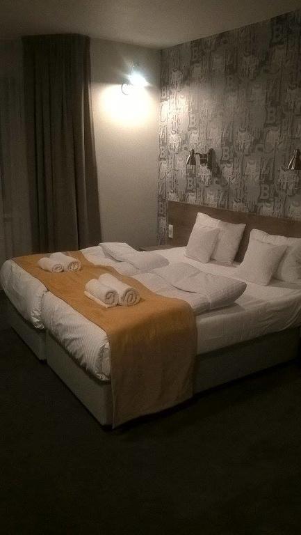 Bed and Breakfast Marcopolo House Варшава Екстер'єр фото