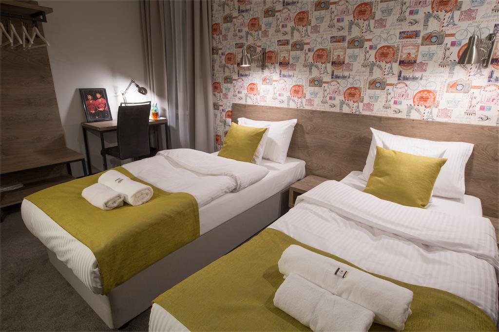Bed and Breakfast Marcopolo House Варшава Номер фото